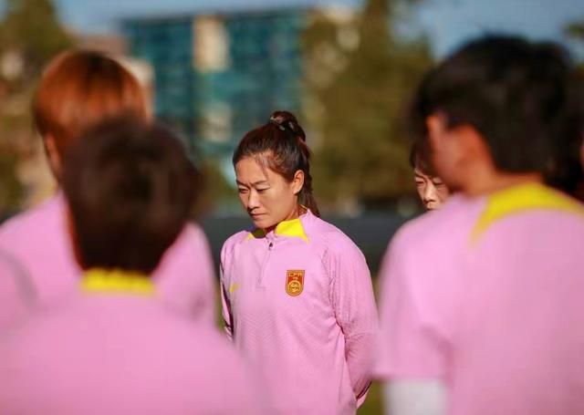 美女久久久
